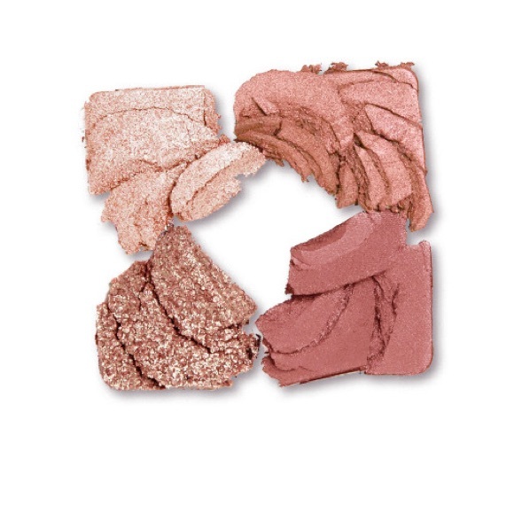 Charlotte Tilbury Exaggereyes Bigger Brighter Eyes Palette - Picture 2 of 3